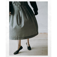 Le Monde Béryl Mica Flat in Black Crystals