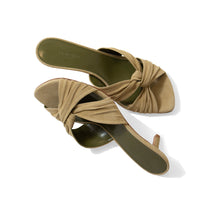 Le Monde Beryl Antonia Kitten Heel in Grey Green