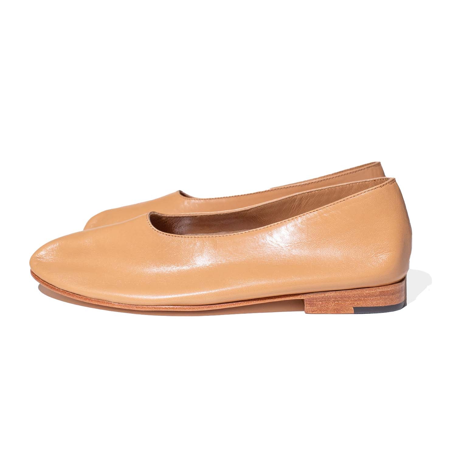 martiniano GLOVE サイズ39 color ALMOND Martiniano Glove Flat in Camel – JUDITH