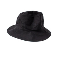 Tsuyumi Minimal Mid-Brim Hat in Black