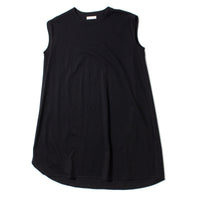 Tsuyumi Scalloped No-Sleeve Tunic in Black