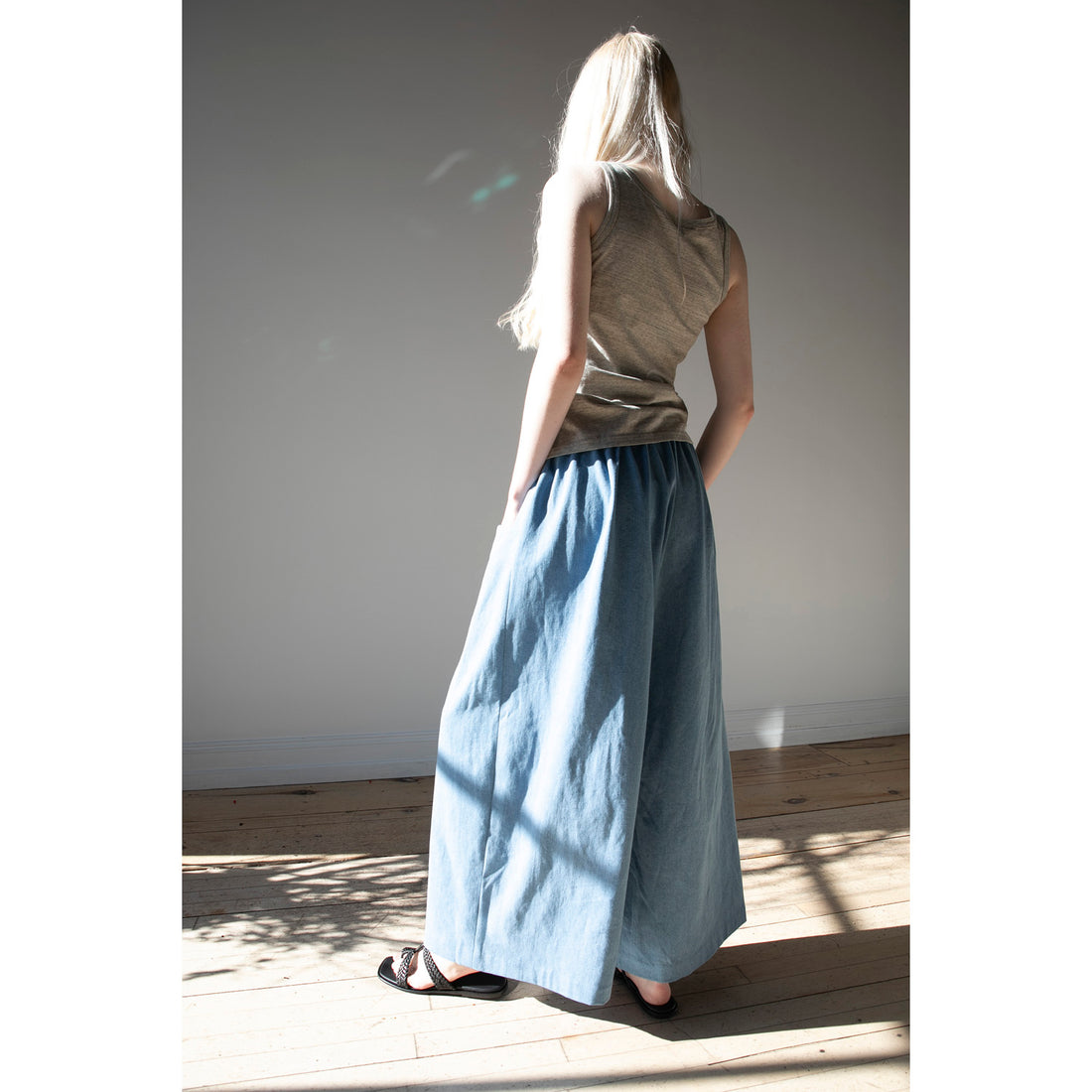 Kaarem Mayfly Relaxed Wide Leg Pocket Pant
