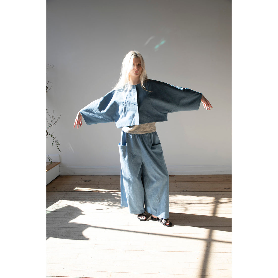 Kaarem Sponge Cropped Boxy Denim Jacket in Light Blue