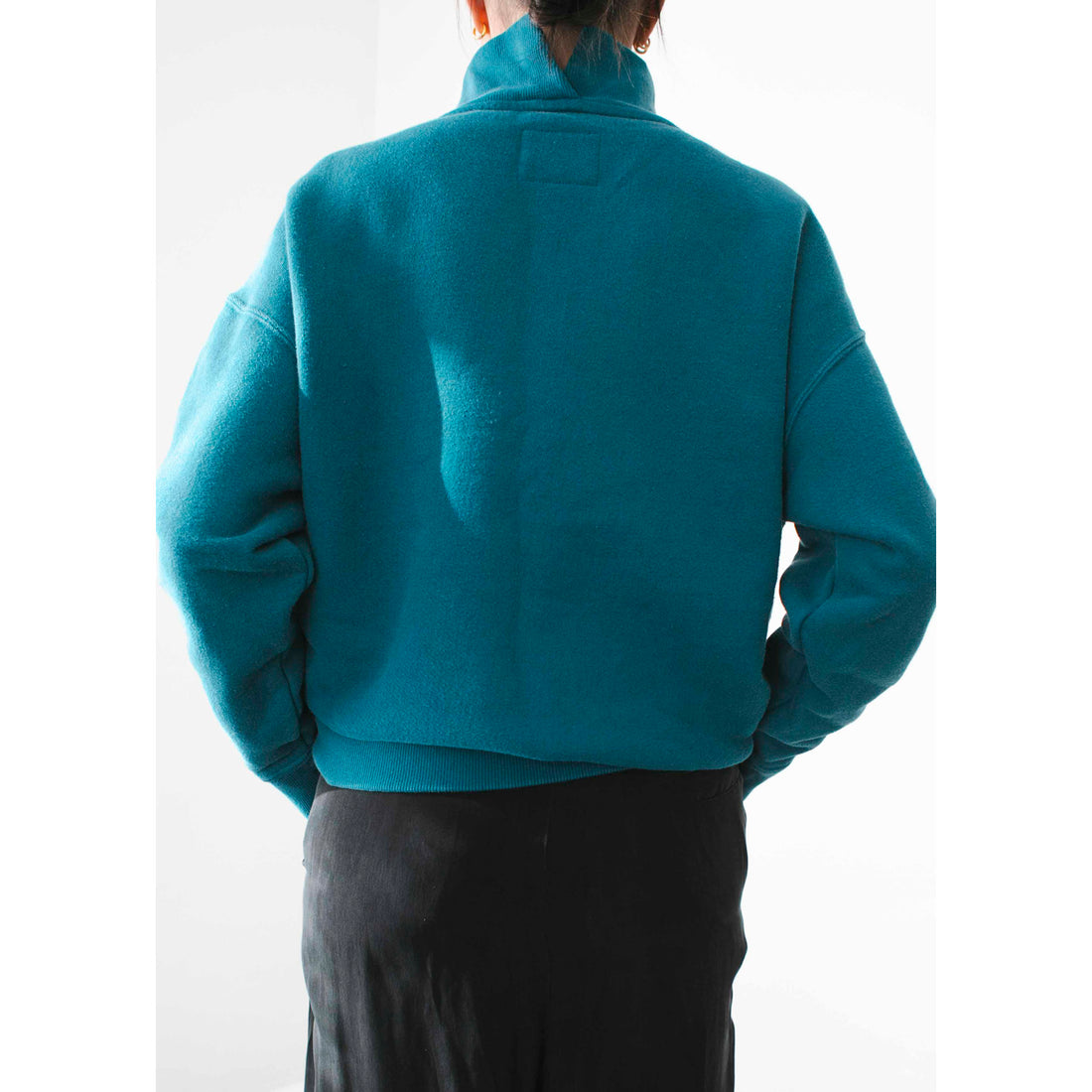 JUDITH Oversized Mockneck in Black