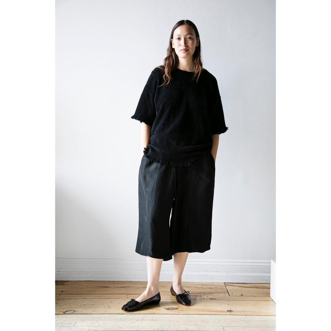 Maria McManus Drop Shoulder Fray Crew in Black