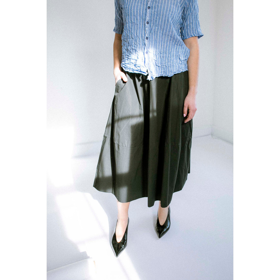 Labo.Art Gea Skirt in Black