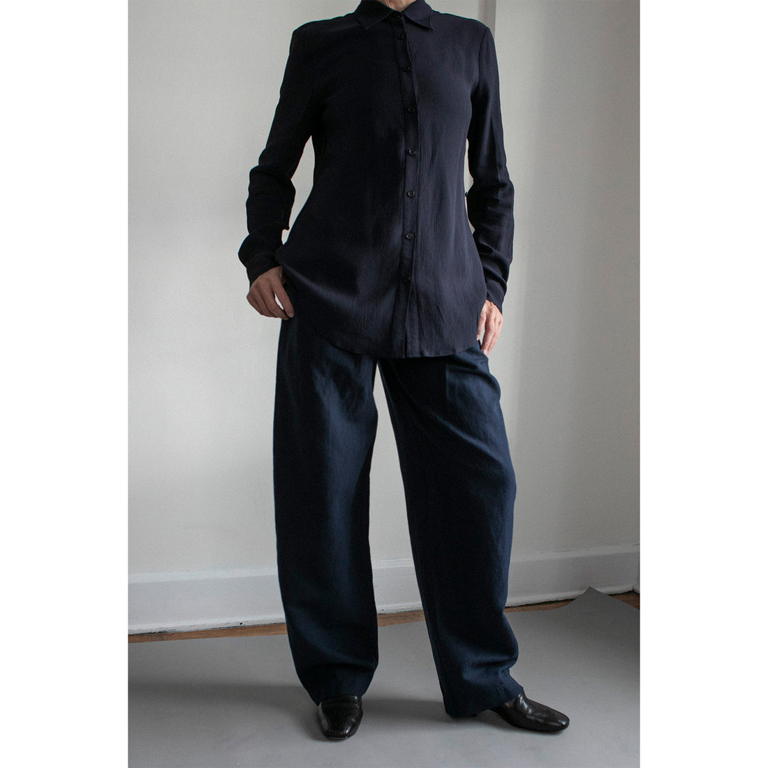 Apiece Apart Sodi Wrap Button Up in Midnight