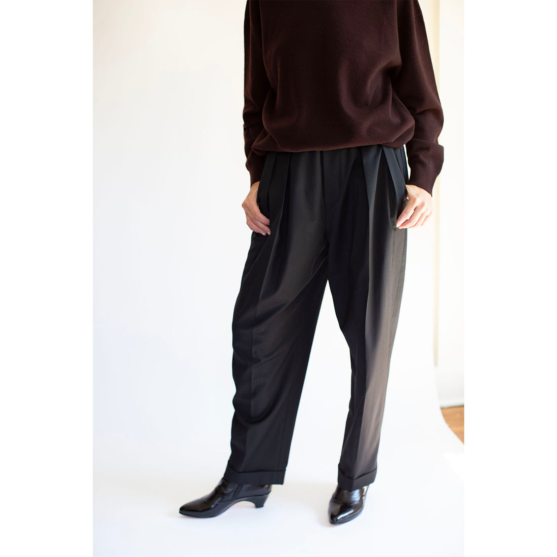 Nicholson & Nicholson Toby Pants in Black