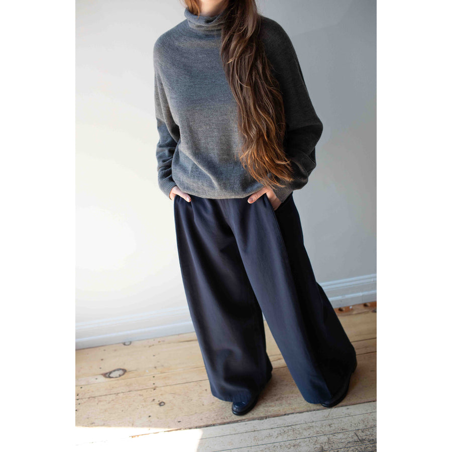 Labo.Art Diagonale Pant in Atlantic