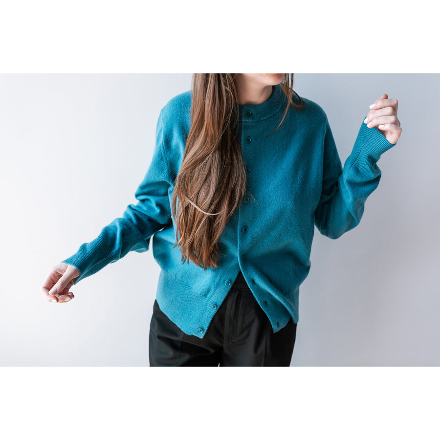 Extreme Cashmere Be Game Cardigan in Agua