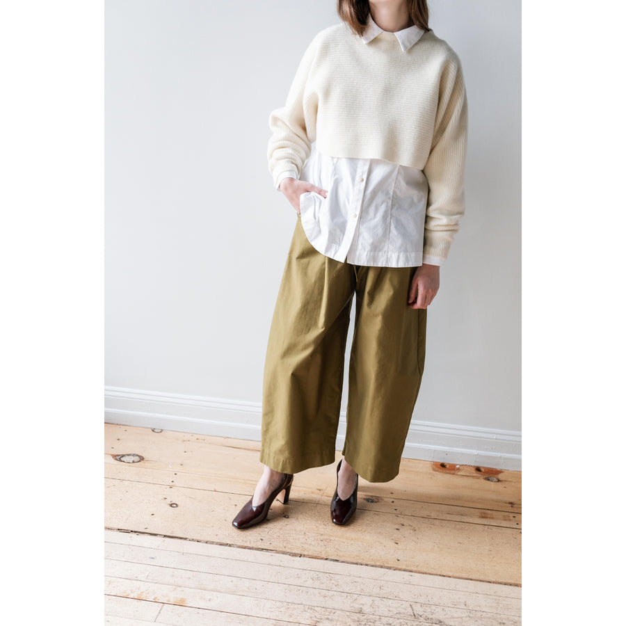 Grei Ovate East Pant in Olive