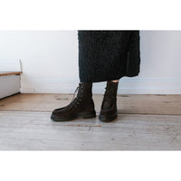 Legres College Boots in Suede in Brown