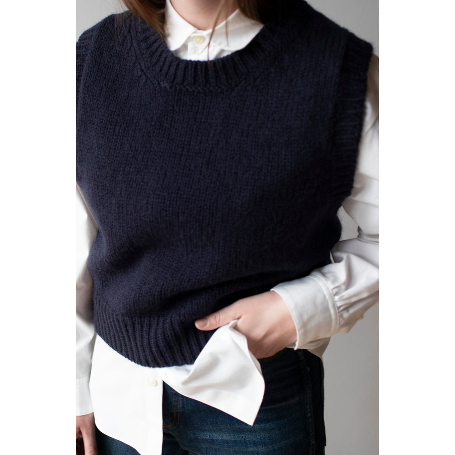 MHL. Chunky Crew Neck Slipover in Rich Navy British Merino