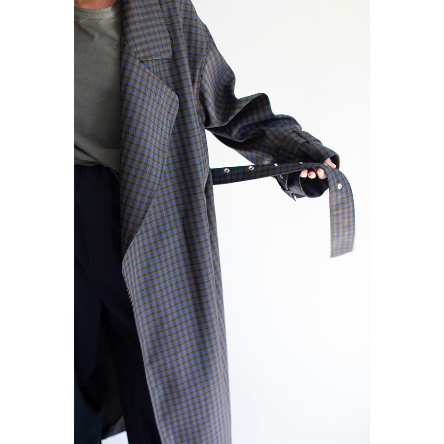 Nomia Oversize Trench in Earth Multi