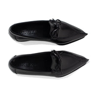 Hereu Aresta in Black