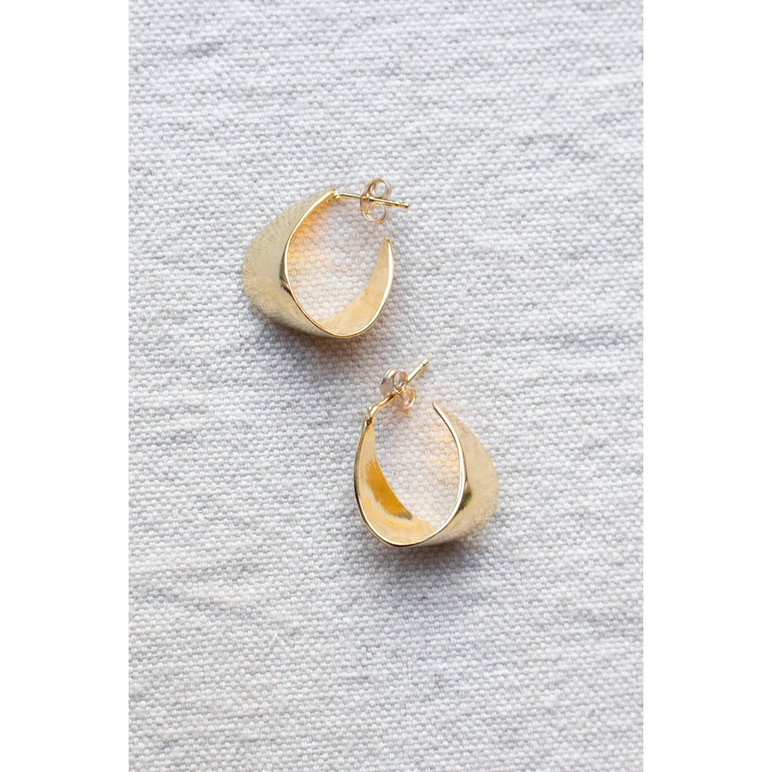Fay Andrada Aleta Hoop in Gold Vermeil