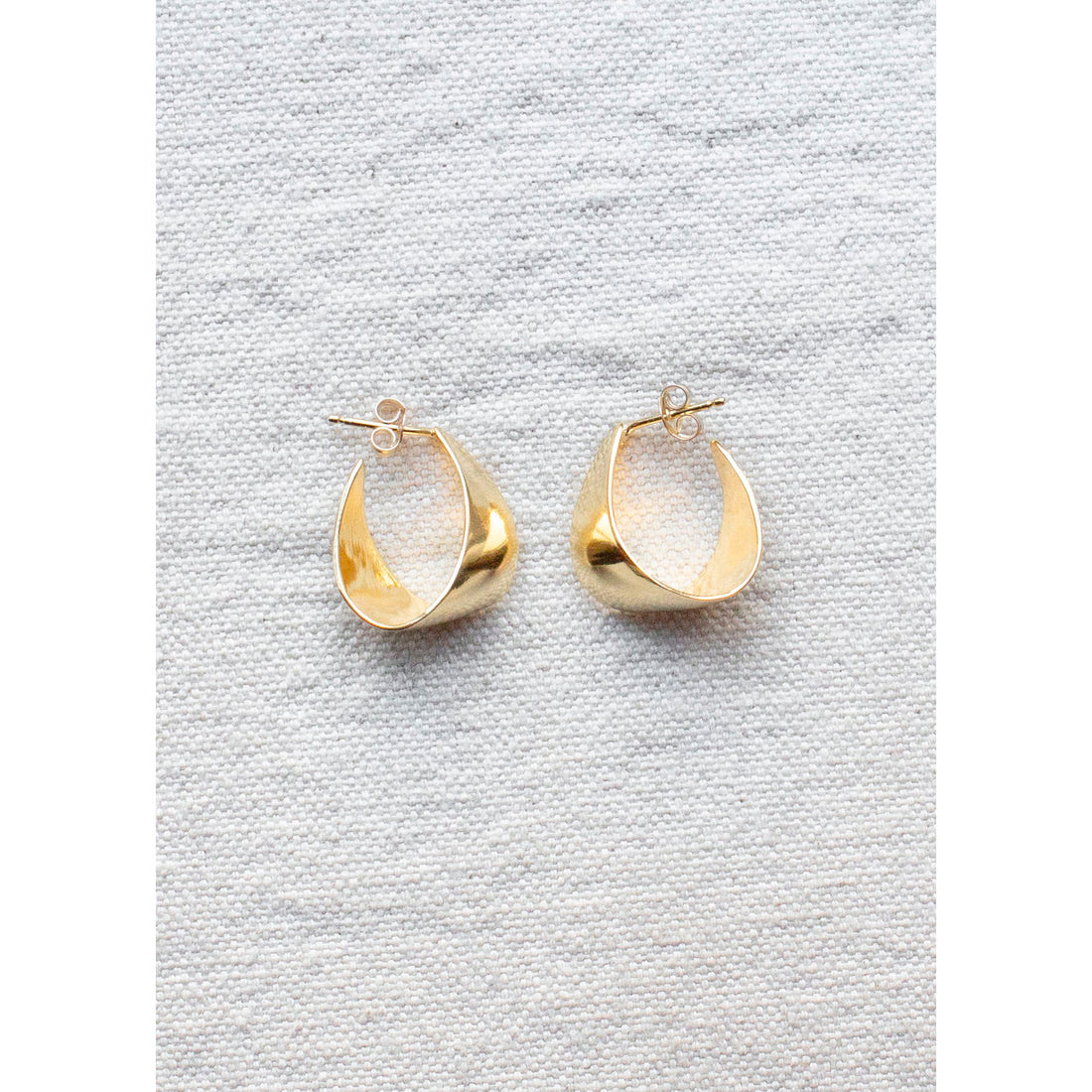 Fay Andrada Aleta Hoop in Gold Vermeil