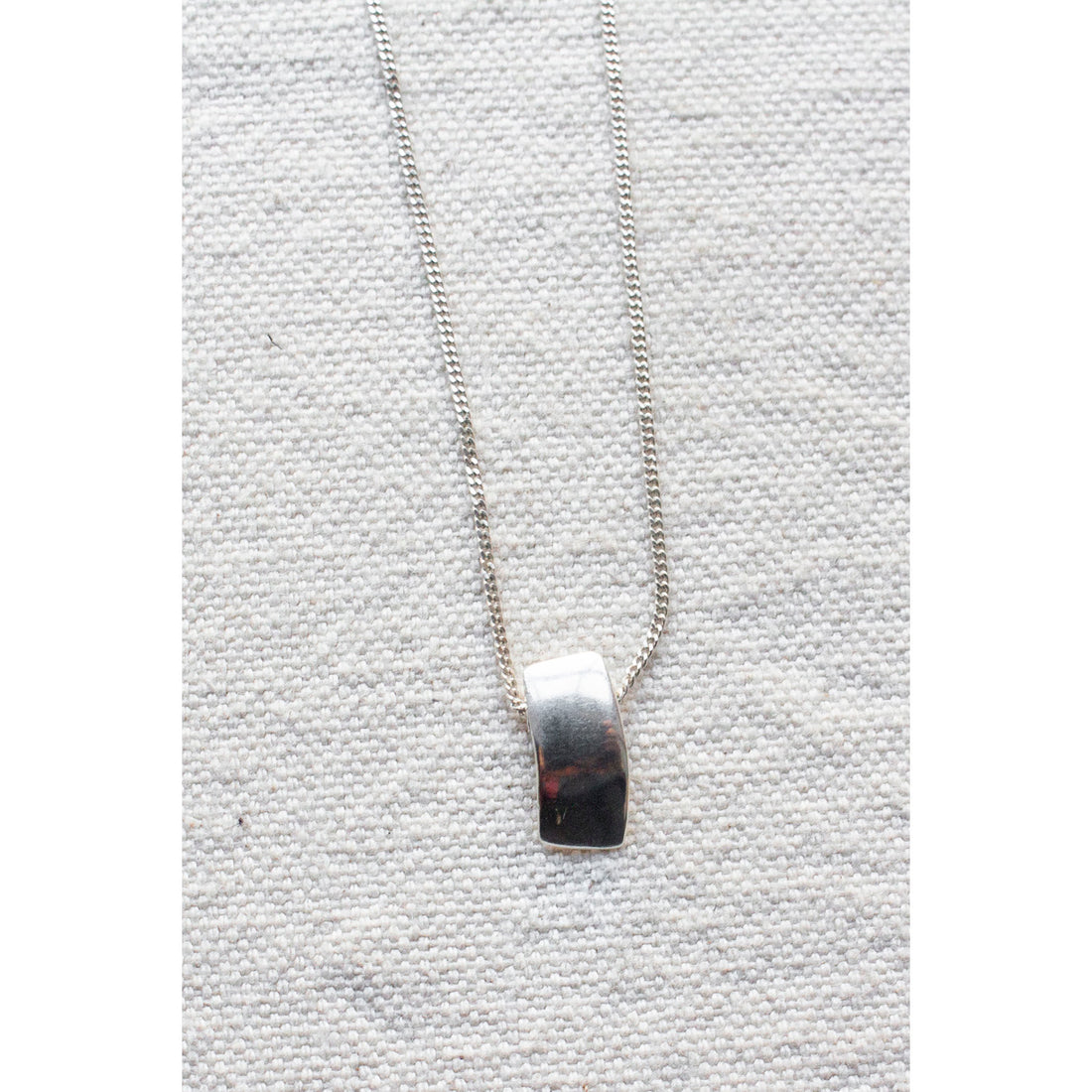 Fay Andrada Maki Small Pendant in Silver