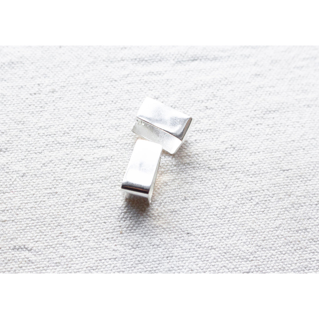 Fay Andrada Nuppi Medium Hoops in Silver