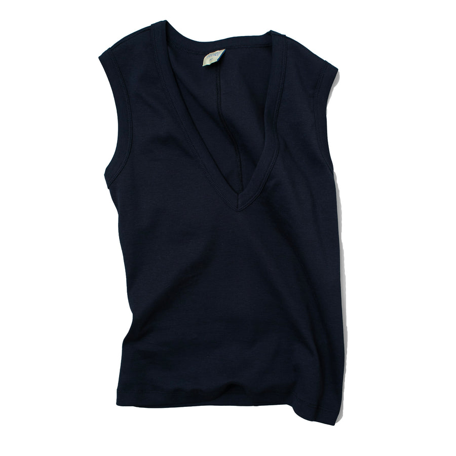Flore Flore Dewi Tank in Navy – JUDITH