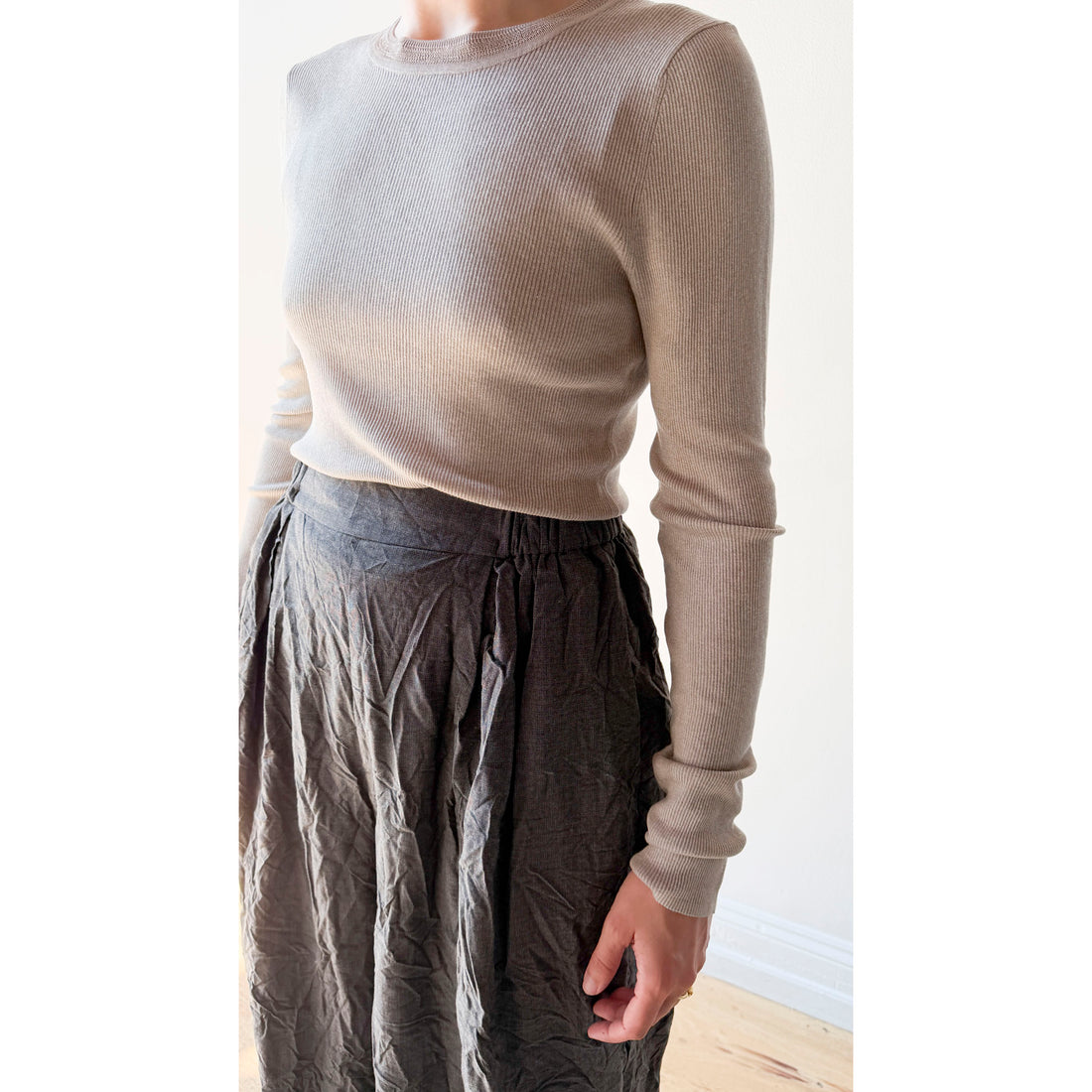 6397 L/S Heirloom T in Light Sage