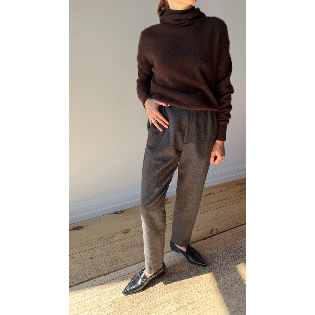 Pas de Calais Eco Wool Tweed Tapered Pants in Brown