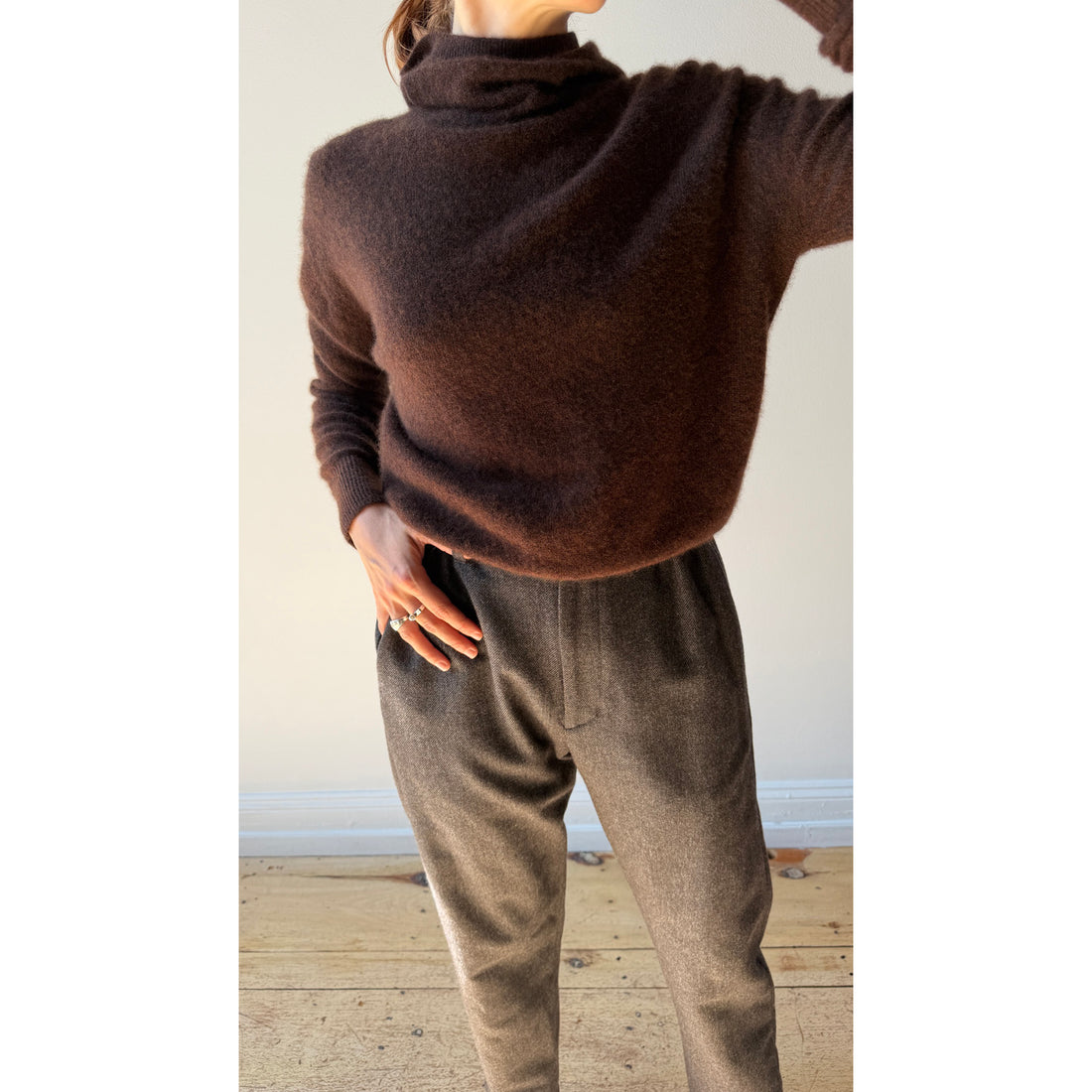 Apiece Apart Softest Tissue Weight Snoody Hood in Americano
