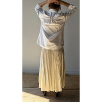 Pas de Calais Slub Lawn Pleated Skirt in Ivory