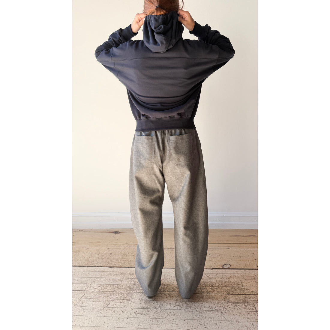 Nicholson & Nicholson Luke Zip-Up Hoodie in Navy