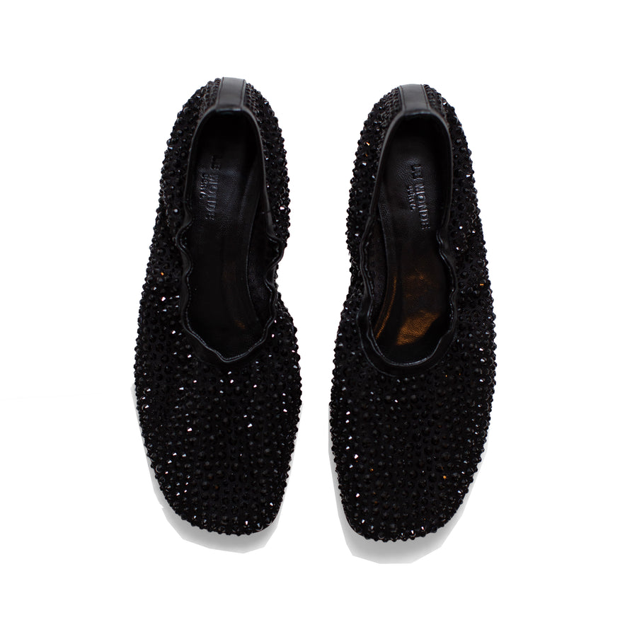 Le Monde Béryl Mica Flat in Black Crystals