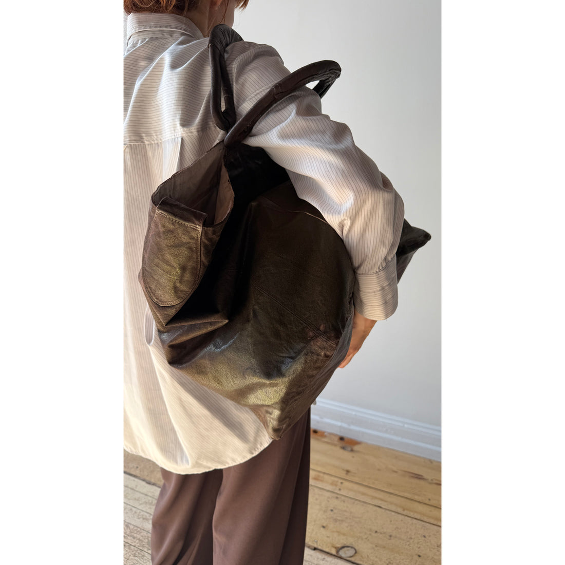 Jesse Kamm Big Bag in Brown Lacquer