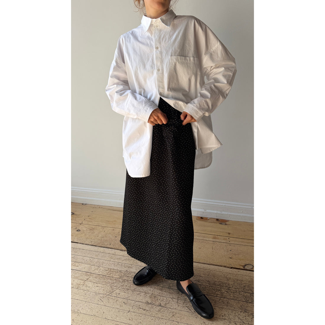 Eleph Simple Skirt in Black Dot