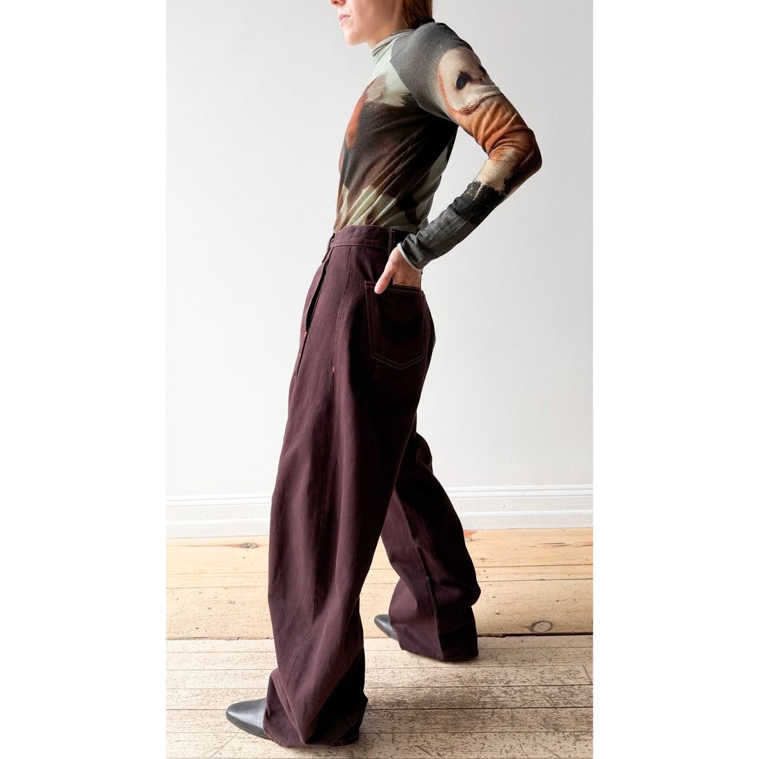 Sayaka Davis Barrel Denim in Sangria