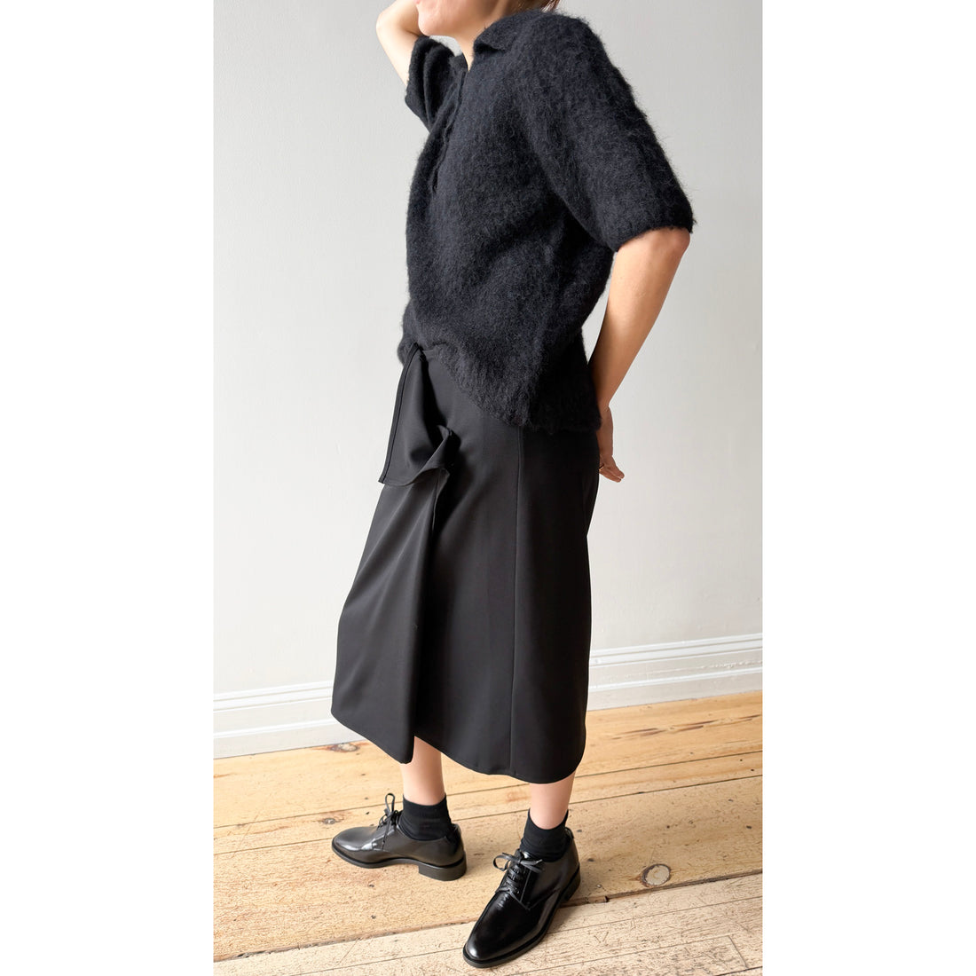 Jamie Haller Draper Oxford in High Black