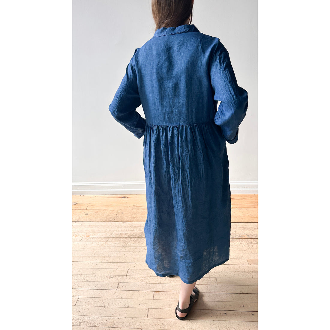Ichi Antiquities Indigo Linen Woven Dress in Light Indigo