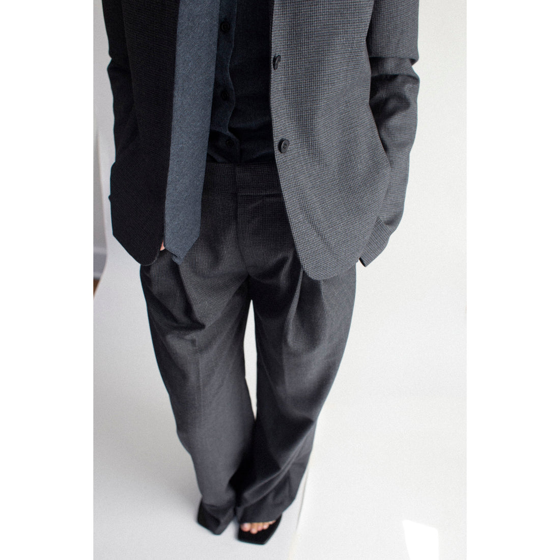 Kallmeyer Iman Shrunken Blazer in Navy Houndstooth