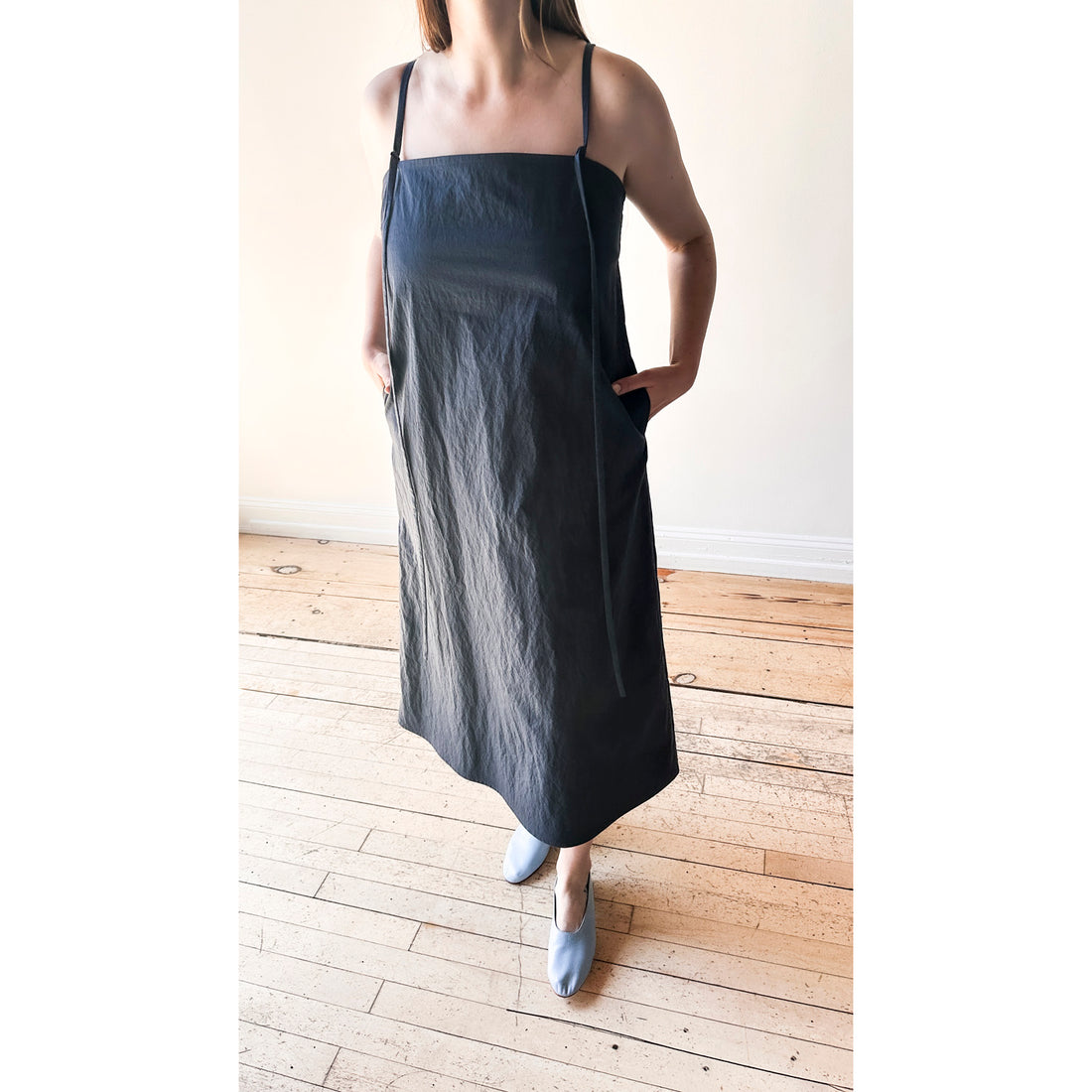 Eleph Penn Dress in Navy