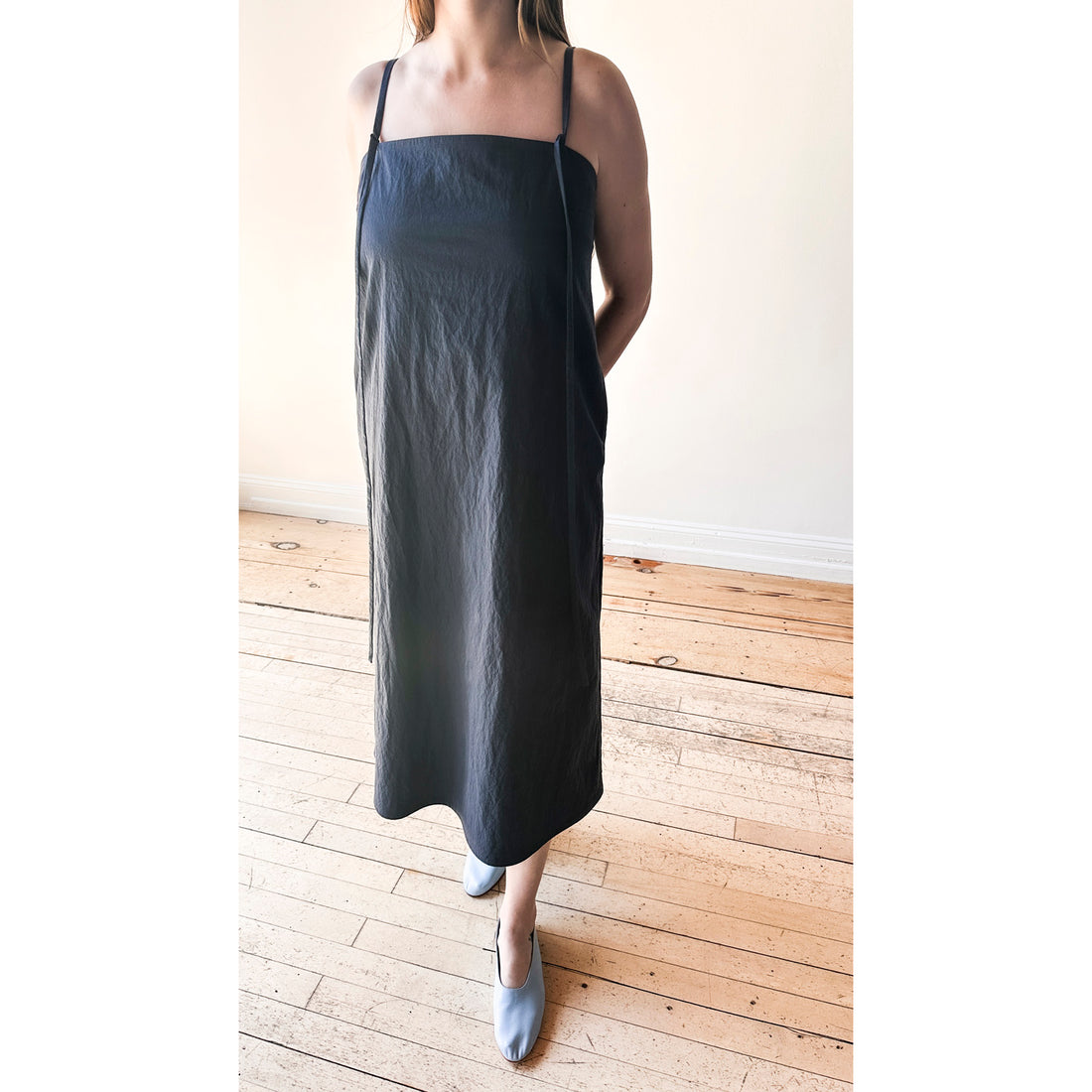 Eleph Penn Dress in Navy
