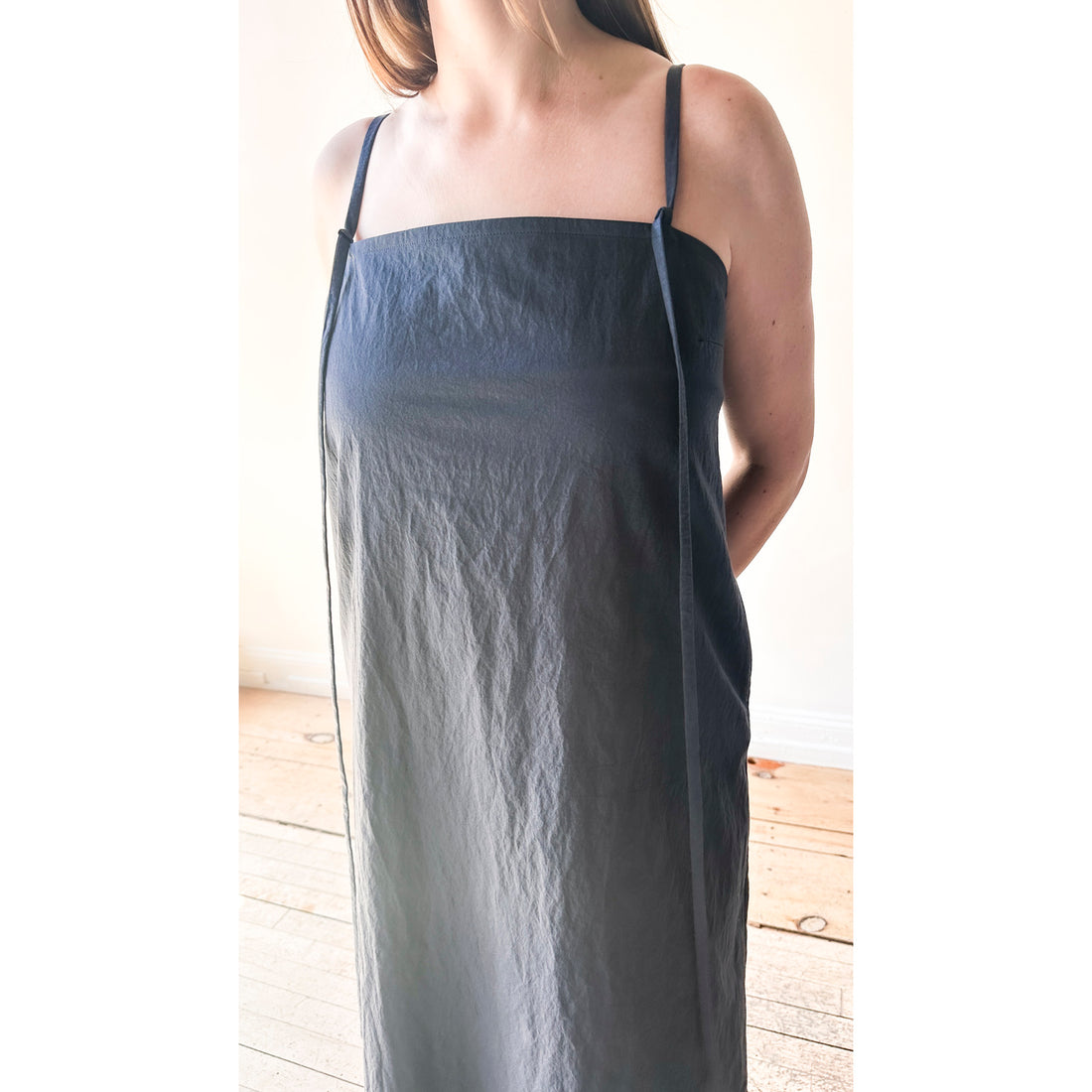 Eleph Penn Dress in Navy