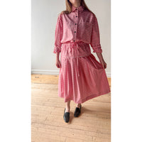 Kasmaria Pleated Skirt with Side Seam Pockets in Gingham Cotton Poplin