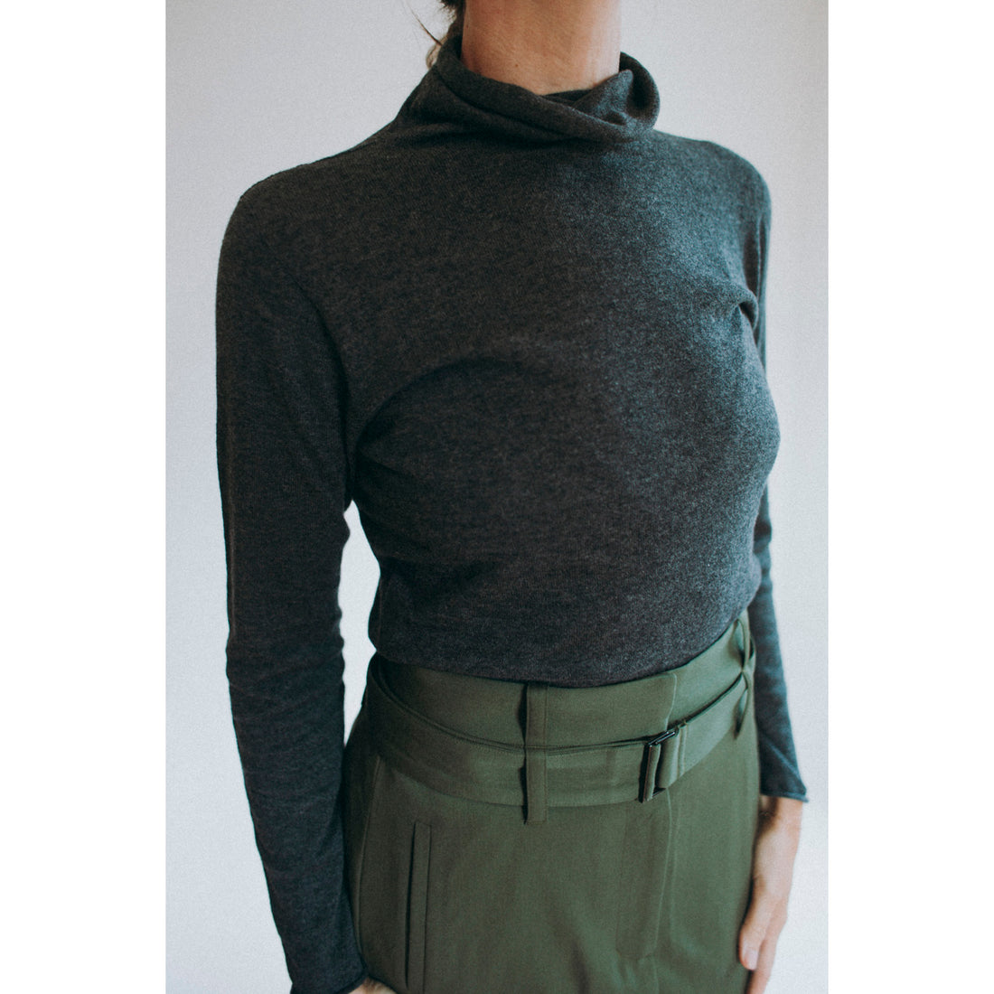 Evam Eva Cotton Cashmere Turtleneck in Charcoal