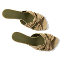 Le Monde Beryl Antonia Kitten Heel in Grey Green