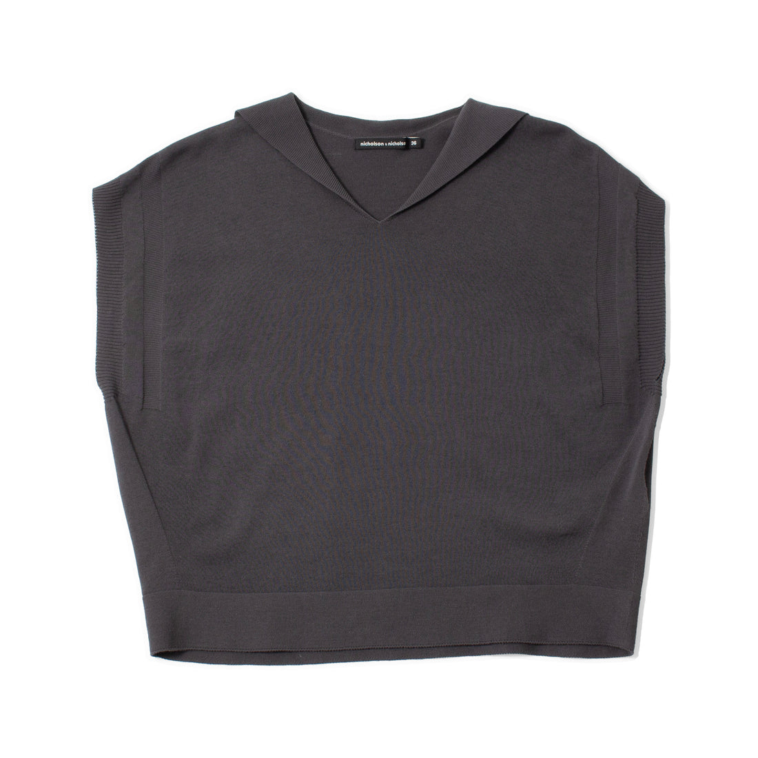 Nicholson & Nicholson Diver Top in Charcoal