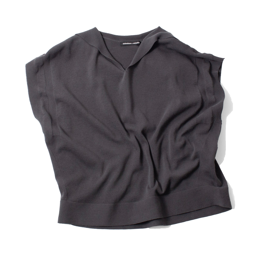Nicholson & Nicholson Diver Top in Charcoal
