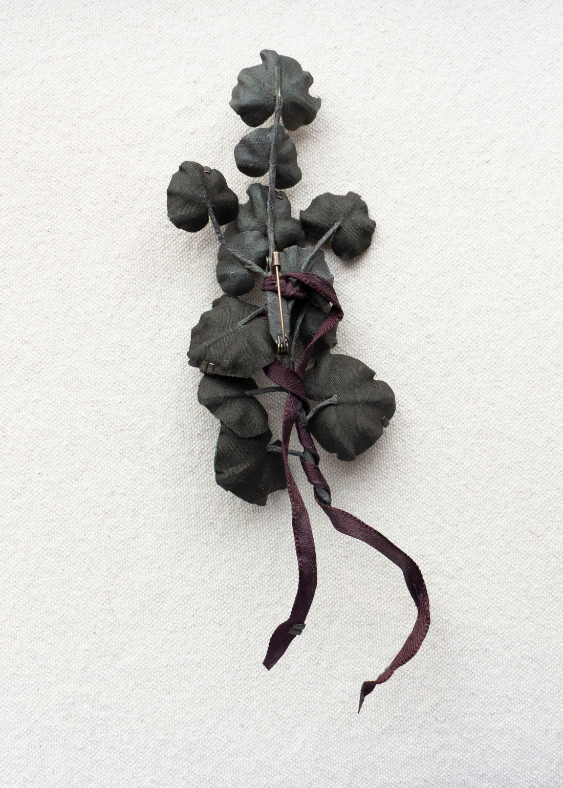Pas de Calais Corsage in Geranium