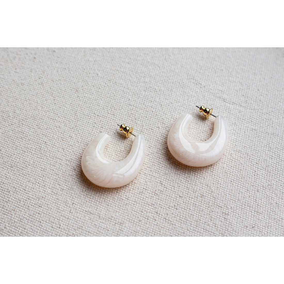 Rachel Comey Isle Earrings in Ivory