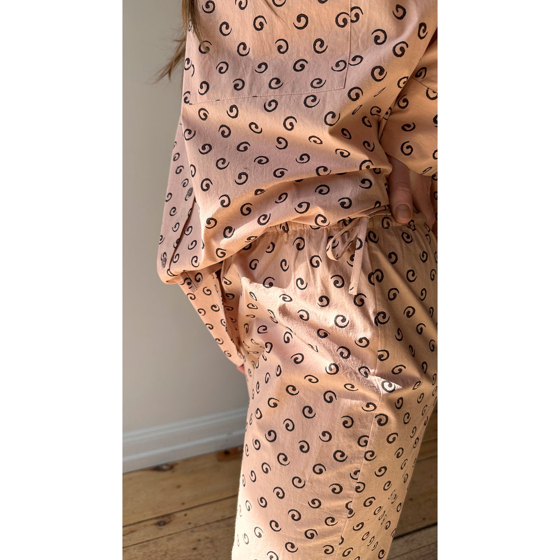 Flor Studio Margie Pant in Pink/Brown Swirl