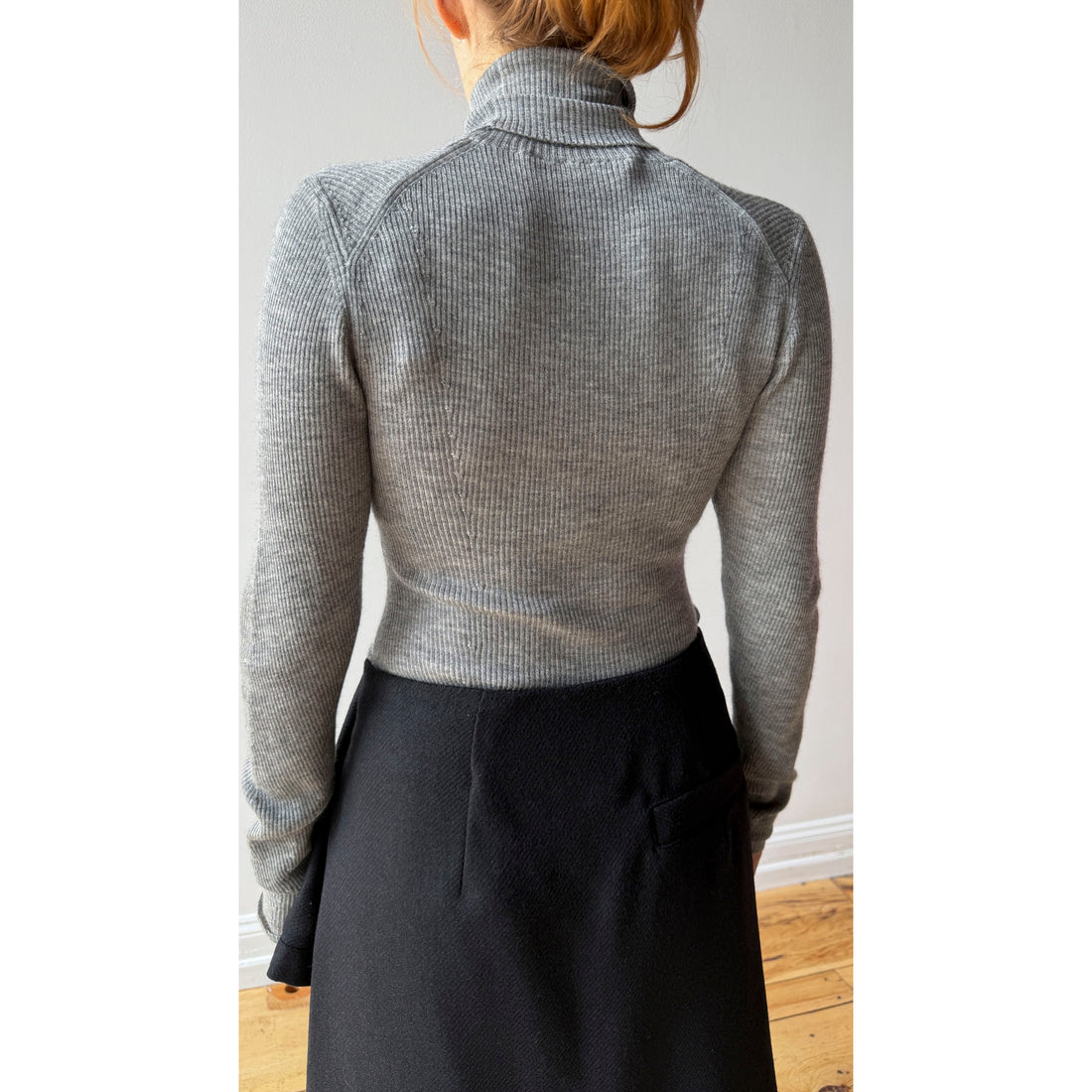 6397 Ribbed Turtleneck in Iron