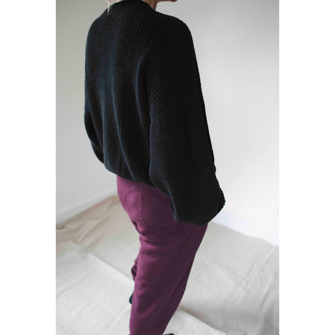 Baserange Mea Pullover in Black Melange