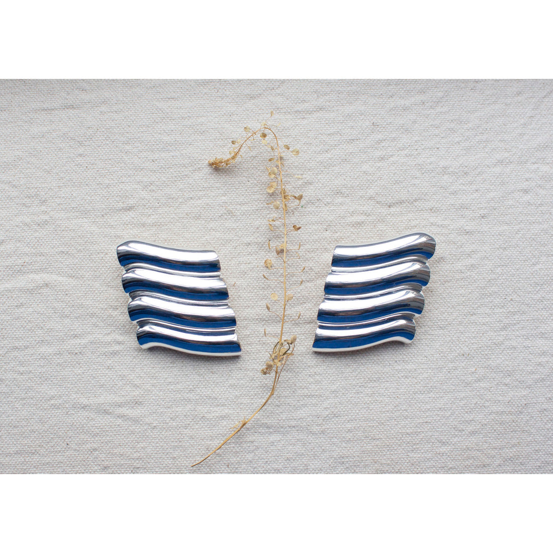 Nomia Wave Earring in Antique Sterling Silver